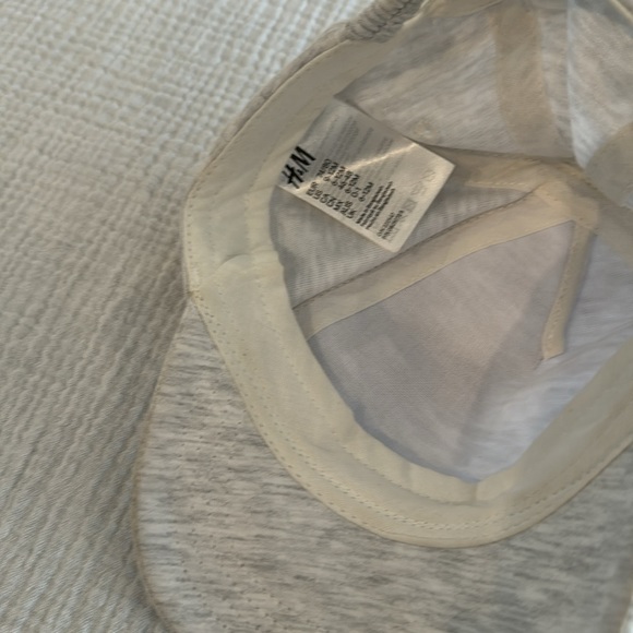 H&M Ball Cap - Picture 3 of 3